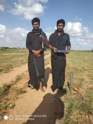 آشکارساز آب PQWT S500 با دقت بالا و چند فرکانسی برای تشخیص آب زیرزمینی قابل حمل